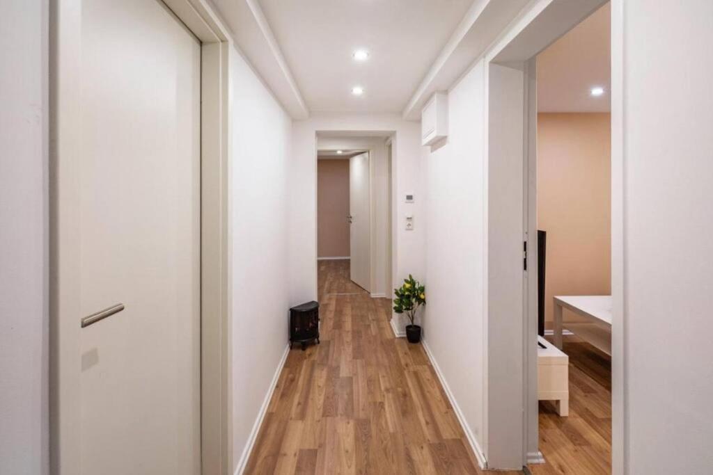 Cityloft Kassel 1 - Zentrale Unterkunft Fuer Gruppen Bis 7 Personen - Parkplatz - Netflix Экстерьер фото